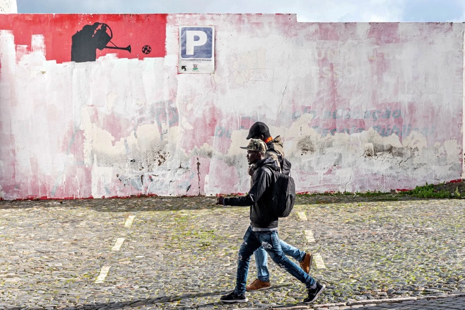 Condições de trabalho e controle público: imigrantes e trabalho informal